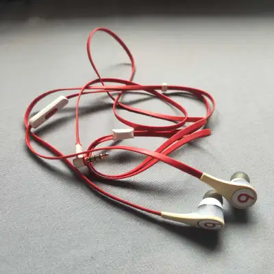 Beats by Dr. Dre Tour In-Ear Headphones White Red Wired Earphone, View more