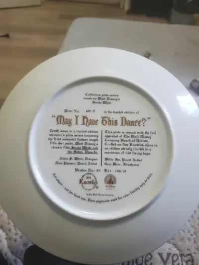 Disney collector's plate-snow white, View more