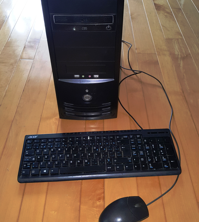 PC de bureau Intel Win 11 in Desktop Computers in Drummondville - Image 3