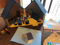 Playmobil Take Along Schoolhouse  (5662)