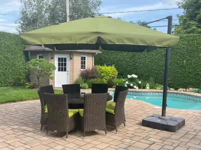 Ensemble de salle à manger avec parasol et base, View more