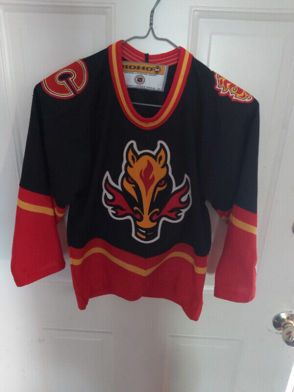 I bought a official replica Koho Flames jersey, is it official? :  r/CalgaryFlames