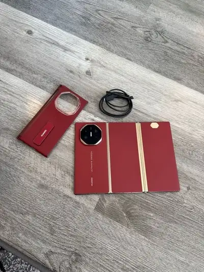 Red Huawei Mate XT Ultimate Design 1TB Global, View more