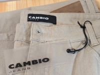 New "Cambio Jeans" women pants size 16