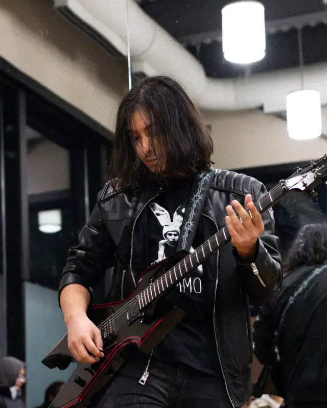 Guitar Lessons for All Ages/Levels527133945512611842