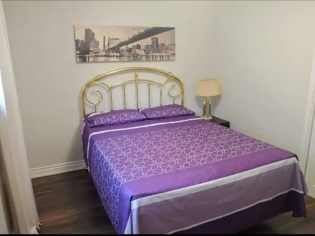 Private Room in Etobicoke