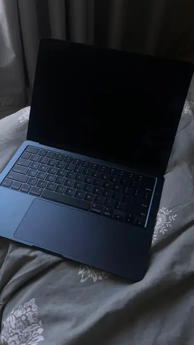 2022 MacBook Air 13” NEW, View more