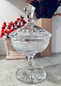 STUNNING – HI-QUALITY - FINELY CUT – LEADED CRYSTAL – CANDY DISH