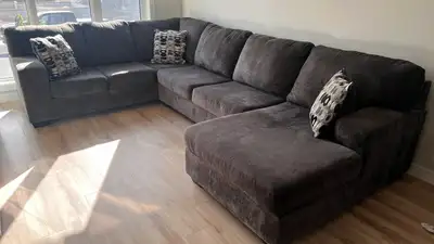 Couch for sale, 3 piece sectional., View more