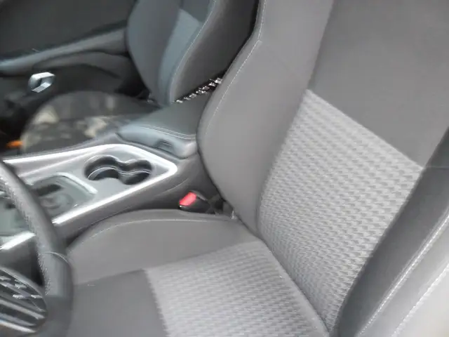 2020 dodge challenger r/t hemi 5.7 in Cars & Trucks in Ottawa - Image 8
