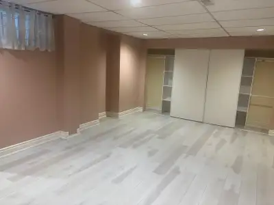 Features: • Separate Entrance. • 2 generous bedrooms with ample closet space • Separate laundry (was...