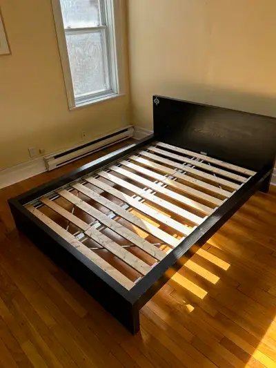 Lit Ikea Malm 2 places (structure seulement, pas de matelas), View more