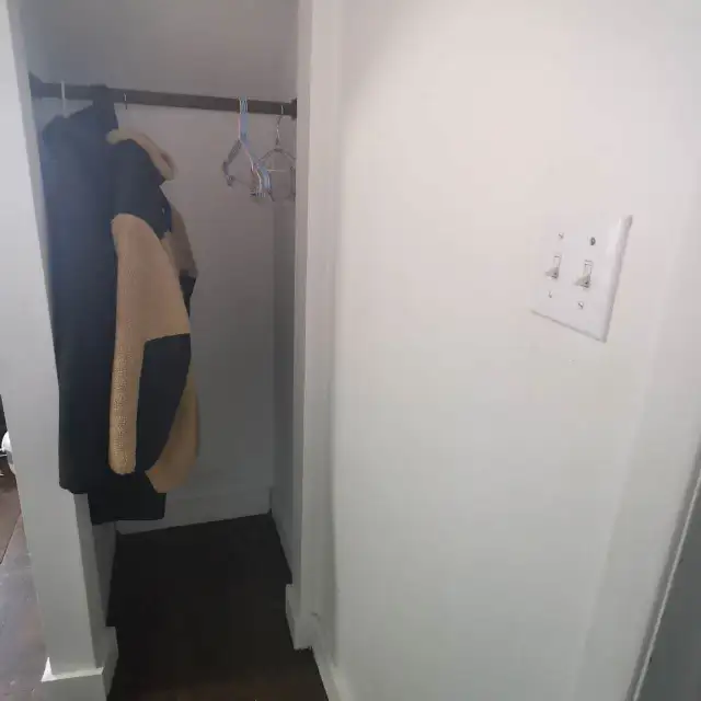 Downtown Spadina Private Studio Sublet in Short Term Rentals in City of Toronto - Image 6