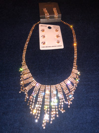 Ardene Special Occasion necklace and earrings *brand new*