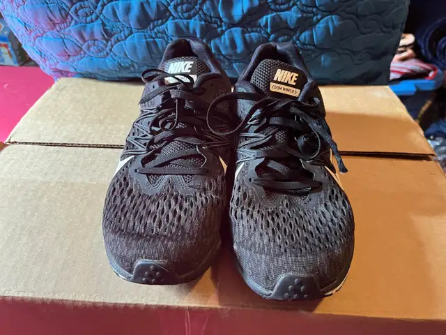 NIKE ZOOM WINFLO 5 MESH RUNNING SHOES in Women's - Shoes in Kitchener / Waterloo - Image 3