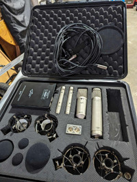 Apex Mic set w/case Apex 460, 415 (2x 185)  Microphone set