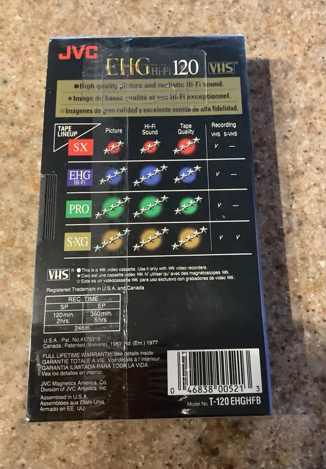 cassettes VHS neuves marque JVC in Video & TV Accessories in Québec City - Image 3