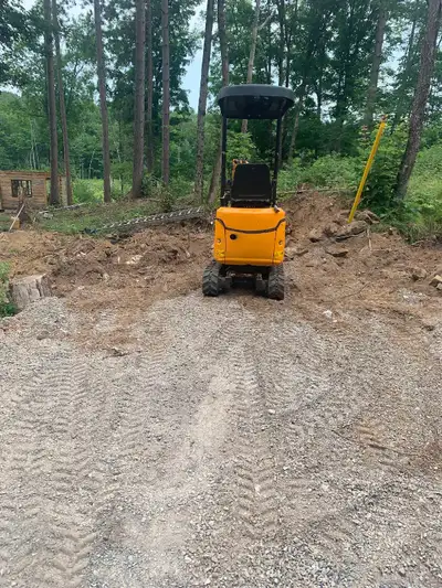 Mini excavator and small loader for hire with operator. Trenches , earth and gravel moved, drainage...