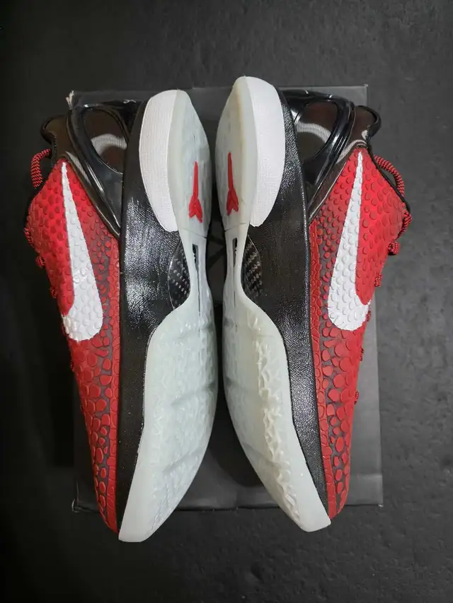 Kobe 6 All Star size 8 in Men's Shoes in Mississauga / Peel Region - Image 5