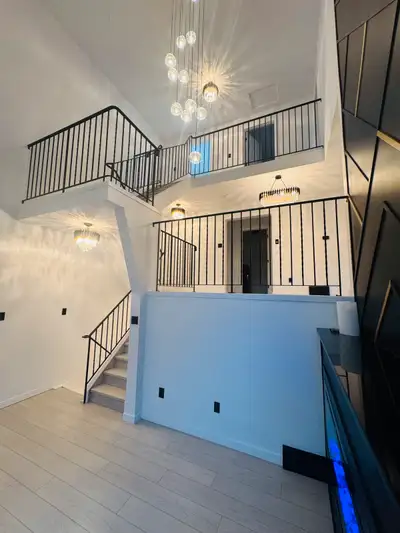 Beautifully Renovated Townhouse