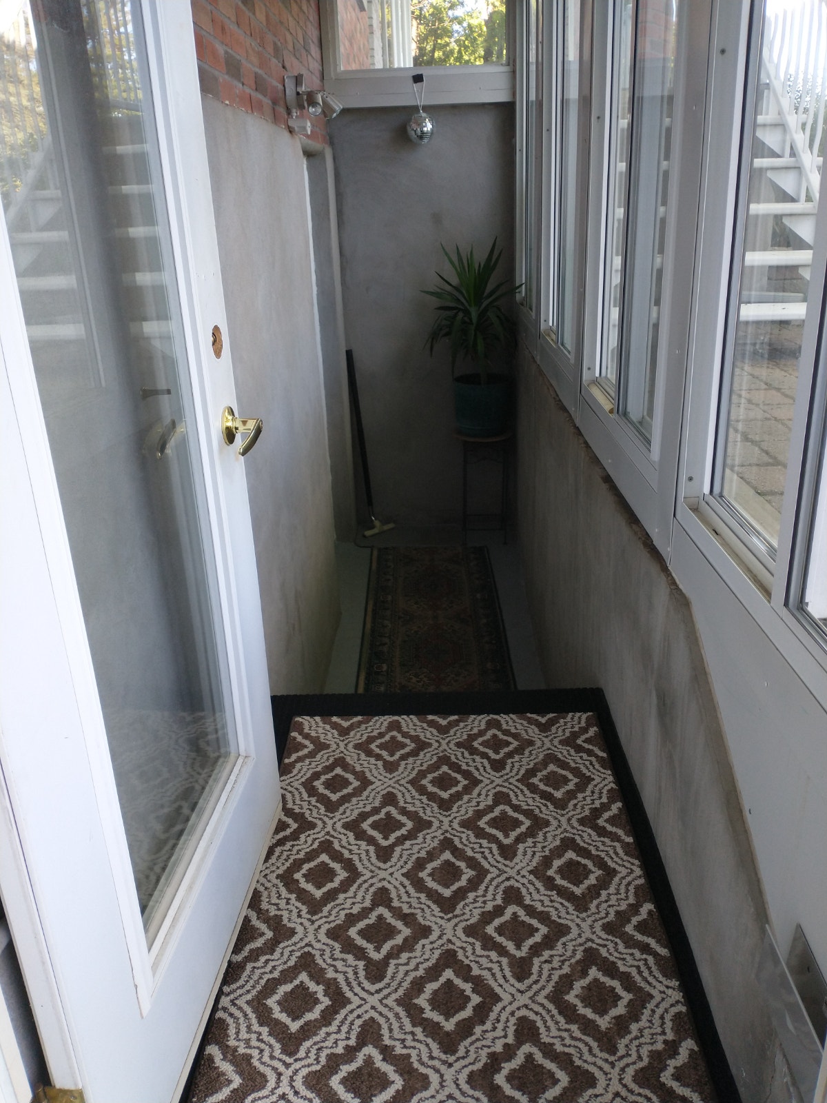 COLOC RECHERCHÉ DANS MAISON À LAVAL — photo 3