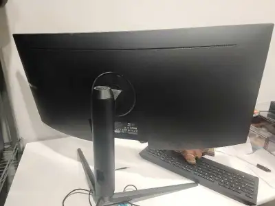 MSI Optix MAG342CQRV Monitor, View more