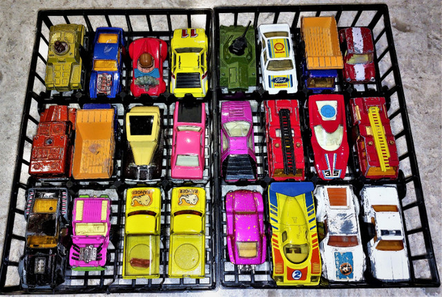 MATCHBOX CARS CARRYING CASE WITH 24 CARS 1:64 in Toys & Games in Guelph - Image 2