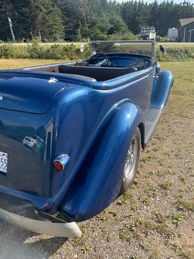 1935 Ford Roadster Hot Rod, View more