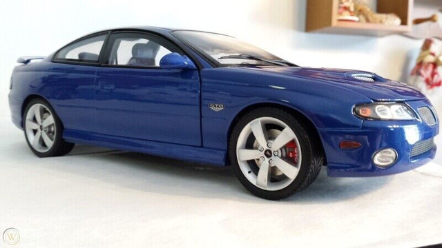 1:18 2004 PONTIAC GTO BY AMERICAN MUSCLE in Toys & Games in City of Toronto - Image 3