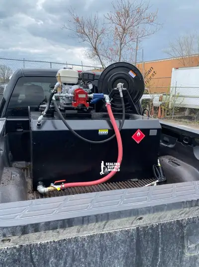 In stock, new driveway sealing machines include warranty and installation. Oil based tar driveway se...