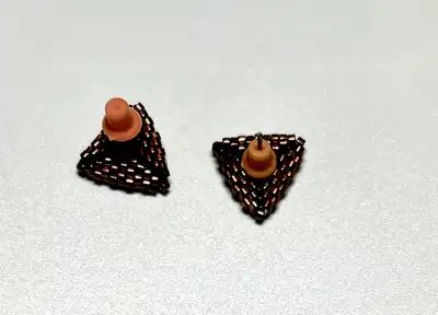 SE-14-14K Gold Stud Earrings – Geometric Pyramid – 1.64g, View more
