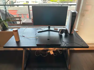 [FREE GIVEAWAY] Ikea Idasen Desk 120x70cm, View more