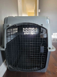 40x27x30 Dog crate (comes with crate bowl)