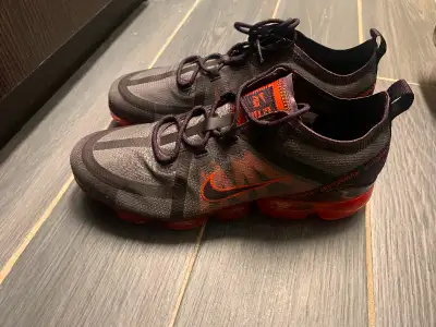 Nike vapormax kijiji hotsell