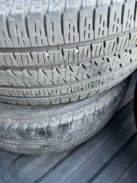Set of 4 used 275/55R20 Bridgestone Dueler HL tires. in Tires & Rims in Hamilton - Image 2