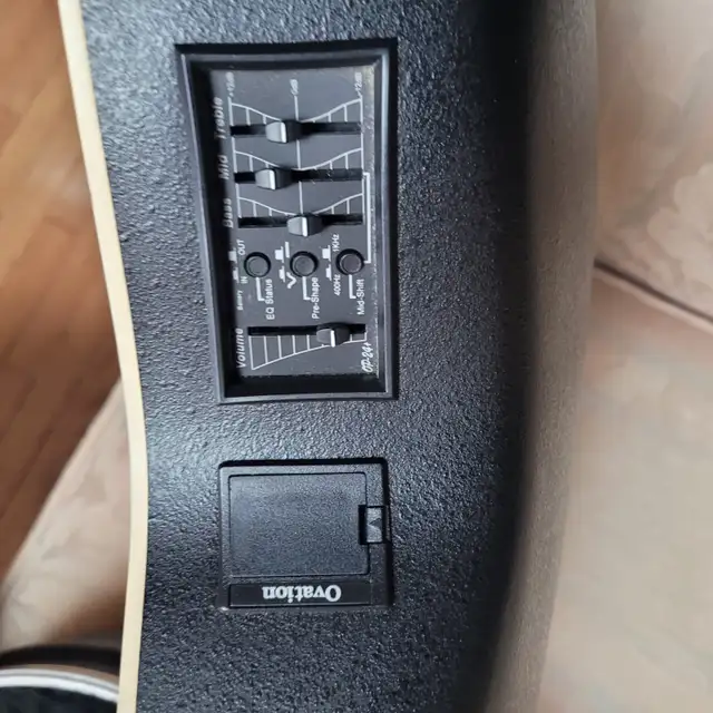 Ovation accoustic/electric guitar in Guitars in Kawartha Lakes - Image 4