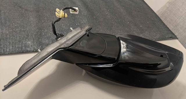 Honda Accord Side mirror with camera - ,  black pearl dans Pièces de carrosserie  à Laval/Rive Nord - Image 4