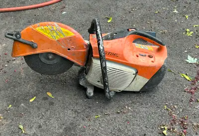 Good condition-12 inch blade