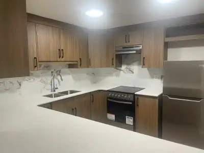 FOR RENT: Beautiful 2BR/2BA Legal Suite – Master Ensuite! (Southwinds) Location: Southwinds, SW Aird...