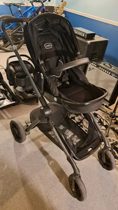 Evenflo Pivot Xpand Stroller + Carseat, View more