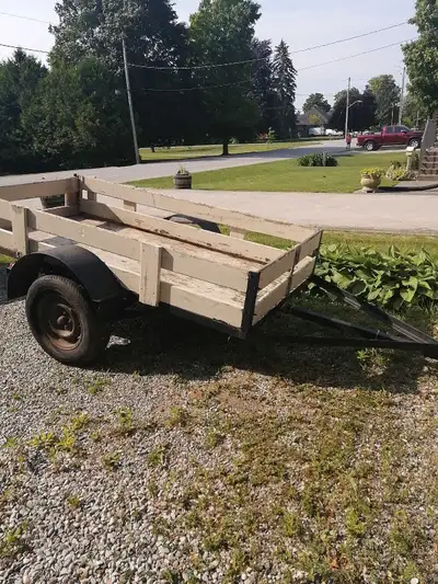 This trailer has been out East and all over Ontario. Very dependable and quiet. It is 8' by 4' and h...