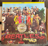 The Beatles Sgt Peppers Vinyl Record Album LP