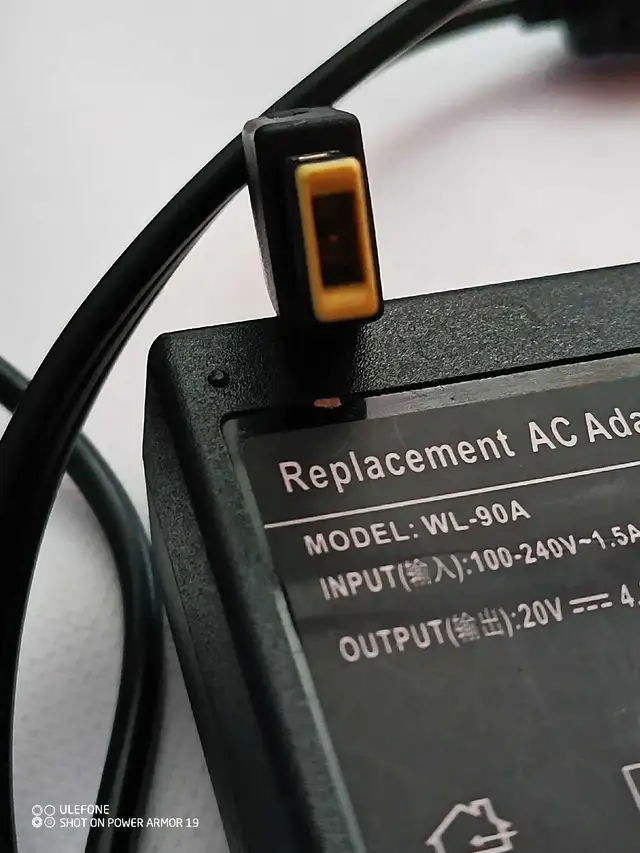 WL-90A AC Adapter for Lenovo laptop  in Cables & Connectors in Mississauga / Peel Region - Image 4