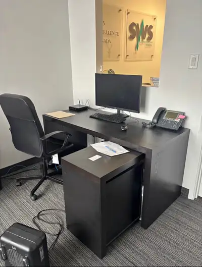 Looking to sell some office furniture. All times are gently used - basically brand new. Open to nego...