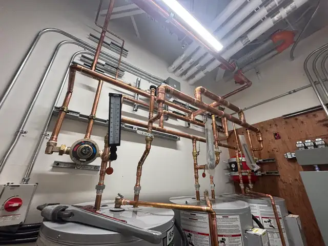 Licensed and insured Plumber483713292111063041