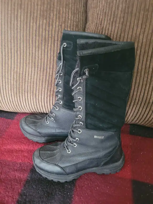 Baffin Winter Boots in Women's - Shoes in St. Albert - Image 2