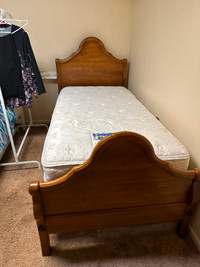 Single bed - solid maple frame, box spring and mattress, nearly