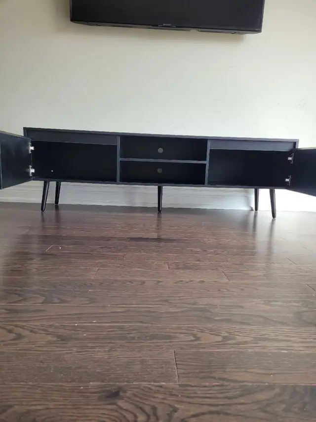 New tv stand for sale good for 65 inch tv in TV Tables & Entertainment Units in Markham / York Region - Image 4