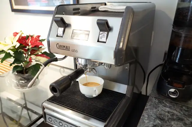 Carimali Uno espresso machine in Coffee Makers in City of Toronto - Image 2