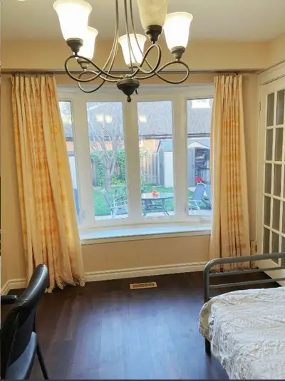 1 bed/1 shared bath with another boy close to seneca college, finch/don mills Clean bedroom on main...